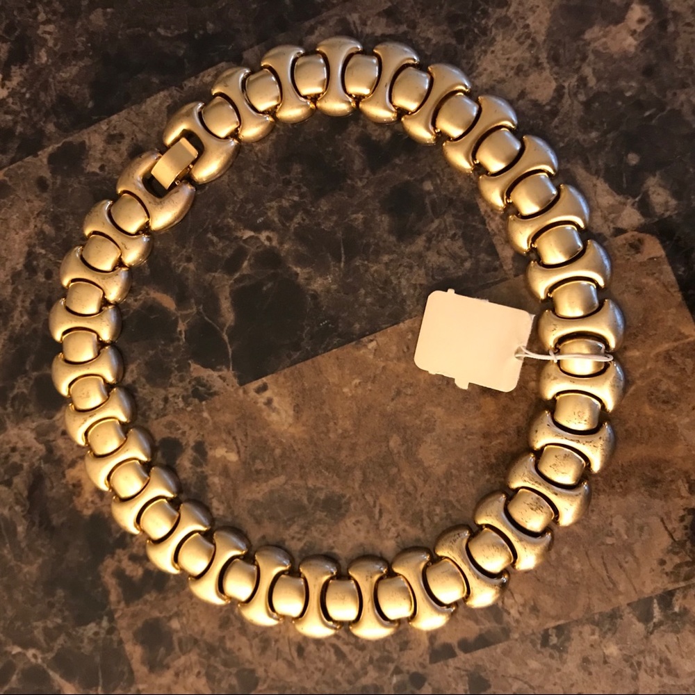 Vintage Goldtone Choker Style Necklace
